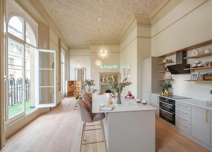 The Sovereign - 2 Bedroom In By Mint * Bristol